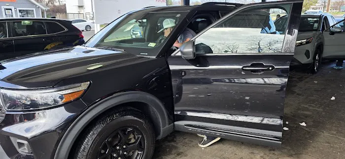 White Horse Auto Wash 3
