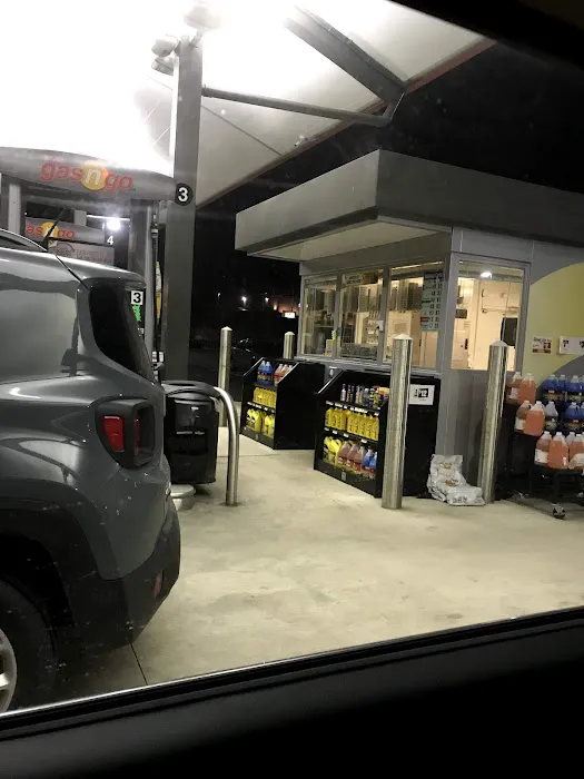Weis Gas N Go 1