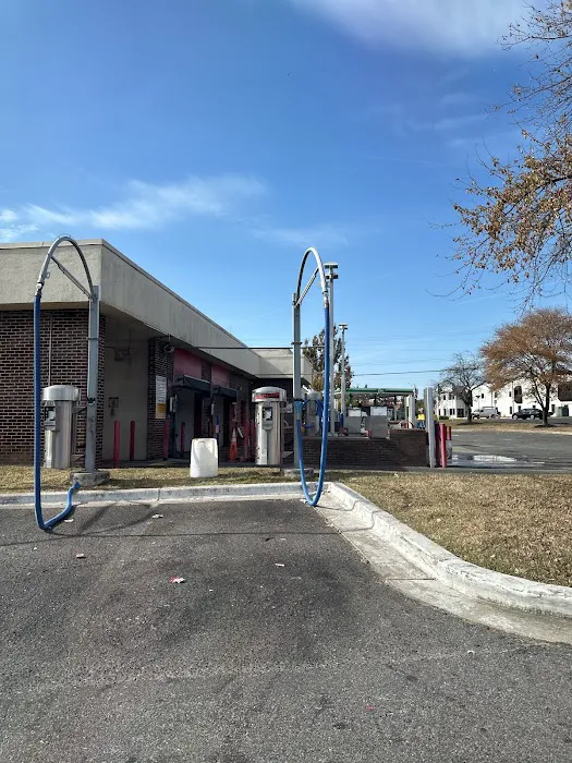 Roy’s Malcolm Road Car Wash 0