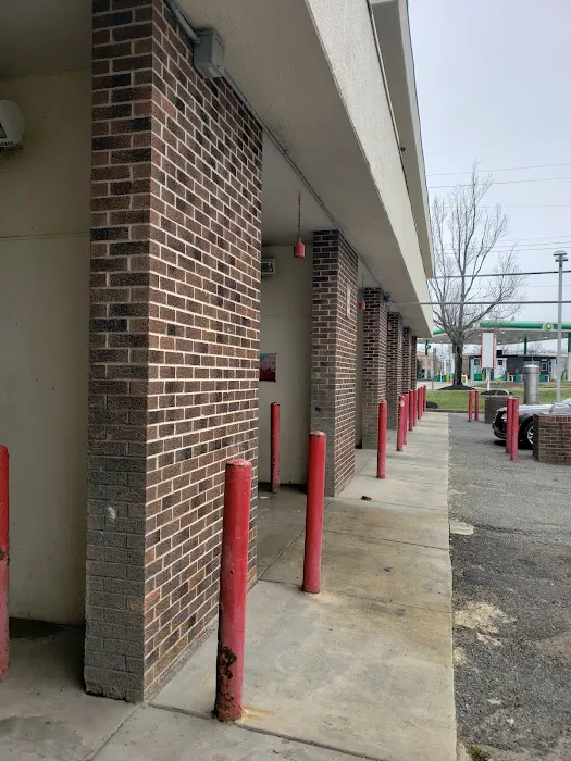 Roy’s Malcolm Road Car Wash 7