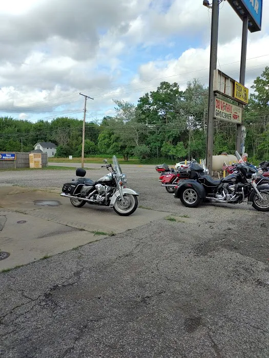 Shane’s Garage at Dale's Geneva Truck Services & Wash Inc 0