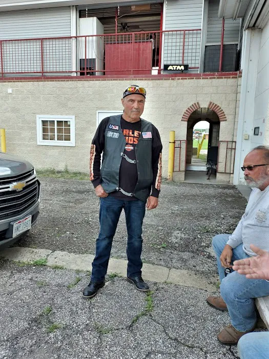 Shane’s Garage at Dale's Geneva Truck Services & Wash Inc 2