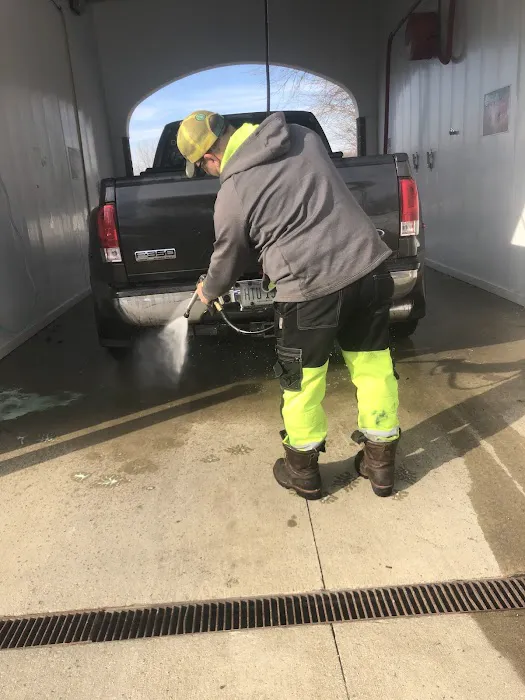 Geneva Car Wash 7