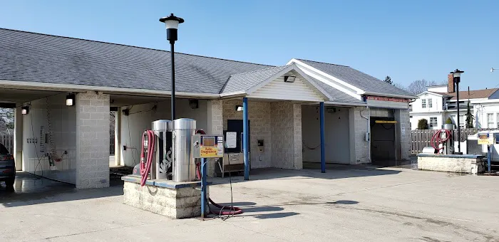 Pyramid Car Wash 4