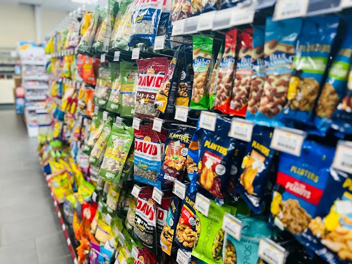 Corner Market Sunoco 6
