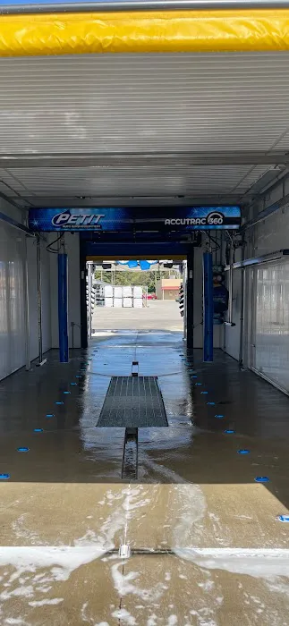 Salem Touch Free Car Wash 2
