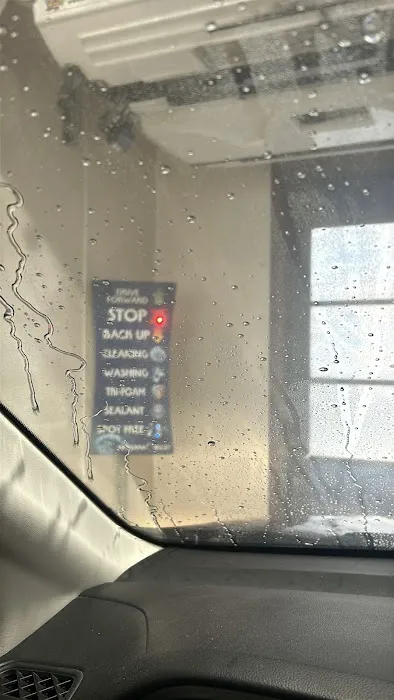 SALEM II Touch FREE CAR WASH 0