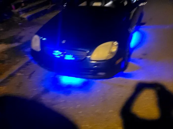 Shine Town's Car Wash 4