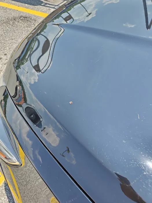 Ducky's Car Wash 9