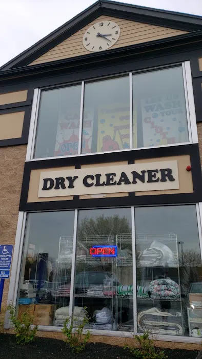 Bubble King Car Wash (24/7) and Laundromat 4