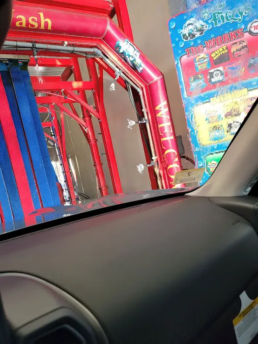 Fitzy's Super Stop & Wash 5