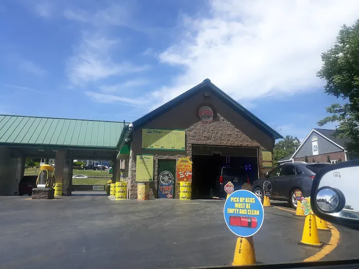 Fitzy's Super Stop & Wash 8