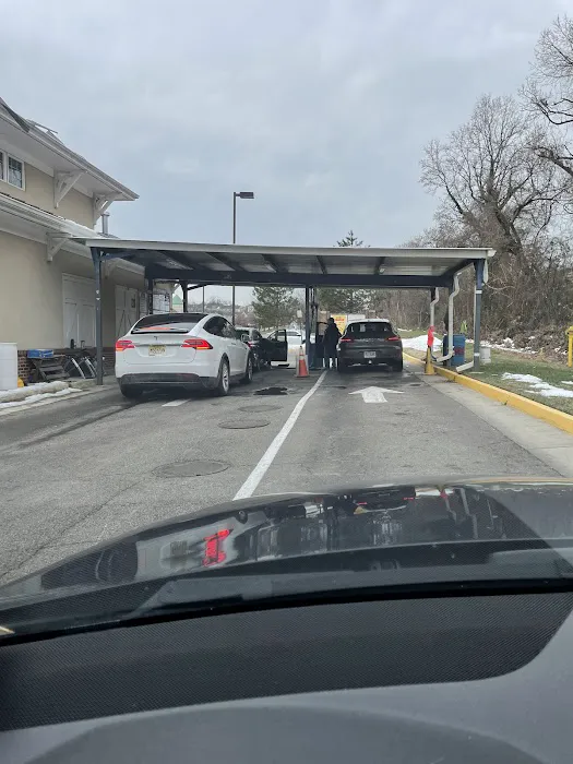 Lorton Station Carwash 3