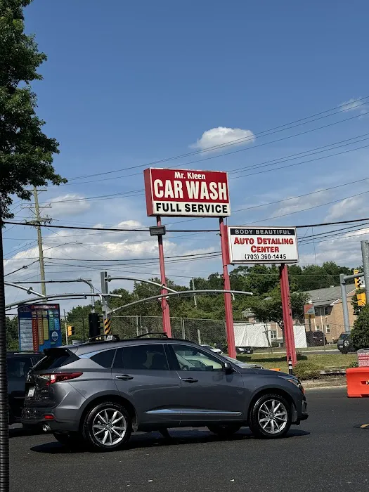 Mr Kleen Car Wash & Detailing Center 5