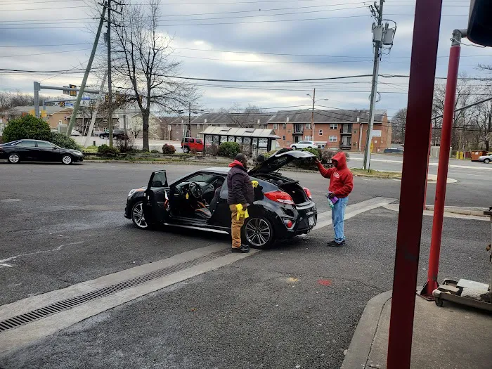 Mr Kleen Car Wash & Detailing Center 4