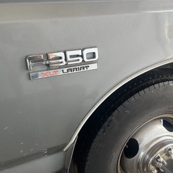 Chardon Auto Spa 7