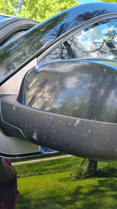Bud's Automatic Laser Car Wash 7