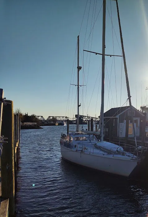 Shell Marina 3