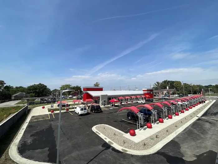 Tommy's Express® Car Wash 5