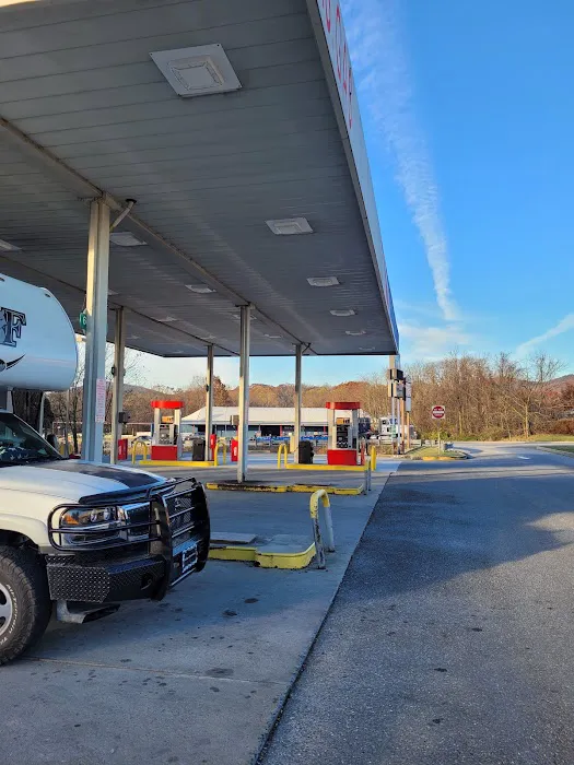 USA GAS AND TOBACCO OUTLET 2