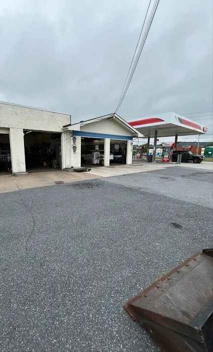 Rumberger's Conoco 2
