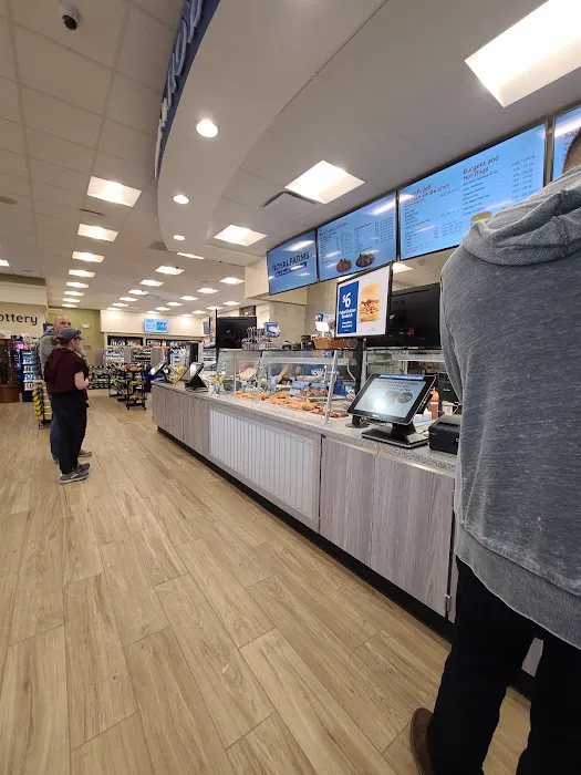 Royal Farms 3