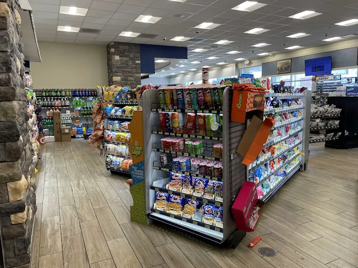 Royal Farms 4