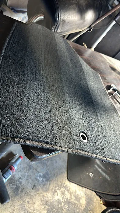 Rosas Detailing & Car Wash 7