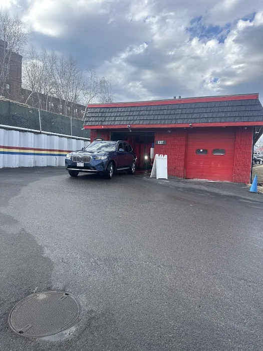 Prestige Car Wash (Waltham) 4