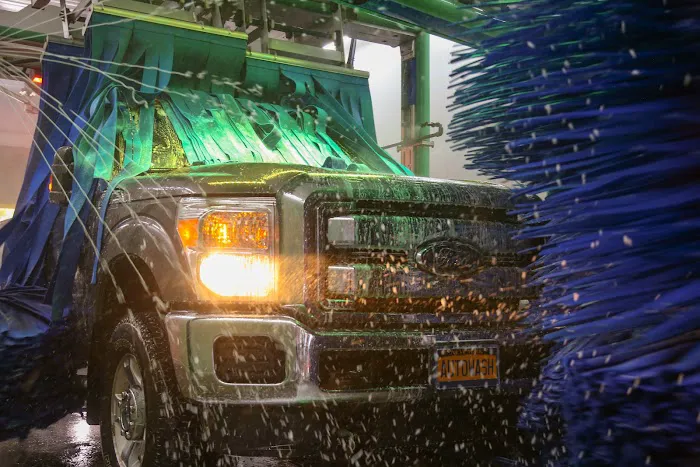 Auto Wash Car Wash 1