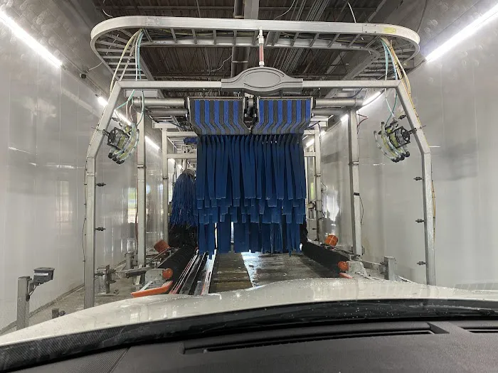 Flagship Carwash 5