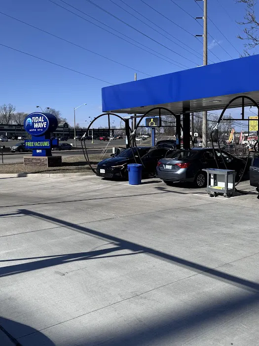 Tidal Wave Auto Spa | Car Wash 9