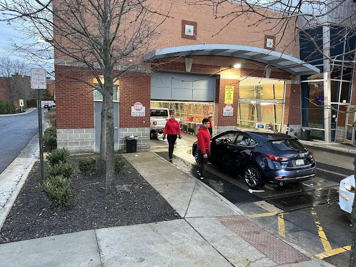 Flagship Carwash 3