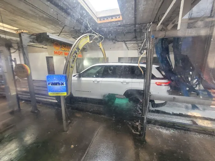 Sonic Soft Car Wash 1