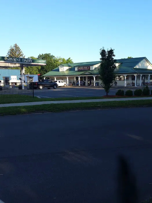 Byrne Dairy and Deli 3