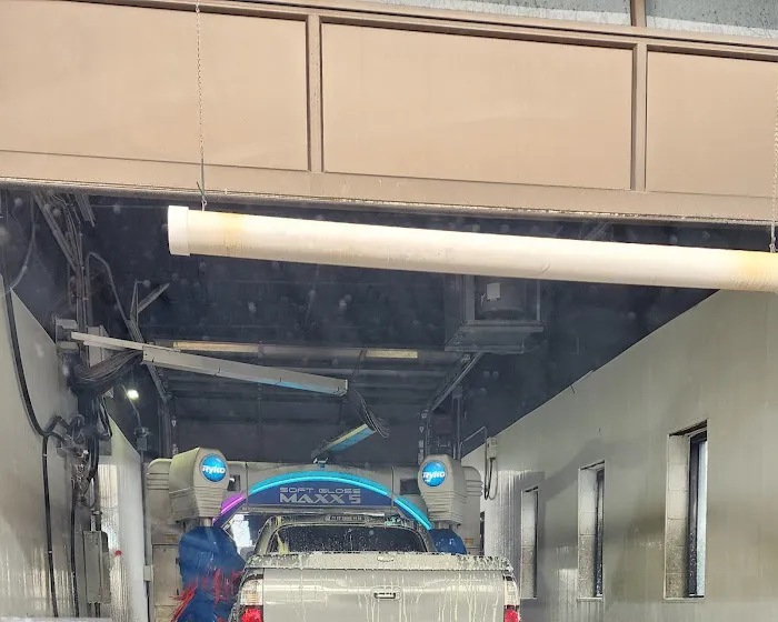 Neighborhood Car Wash 5