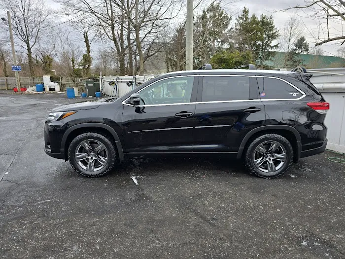 Setauket Car Wash 1