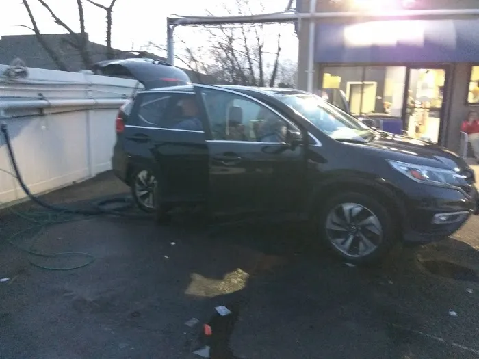 Setauket Car Wash 3