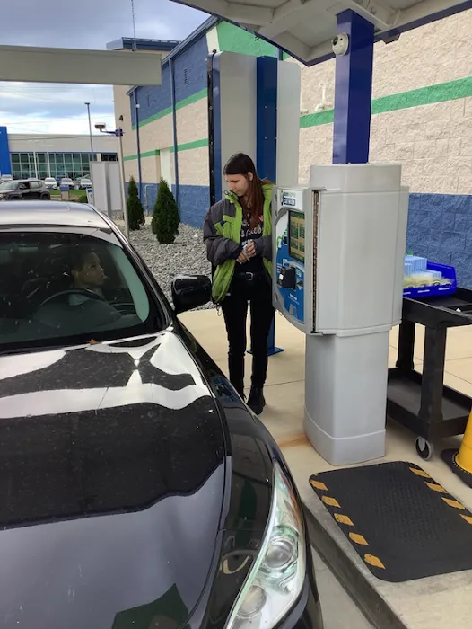 Zoom Express Car Wash 4