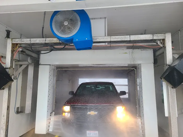 Lordstown Village Car Wash 4