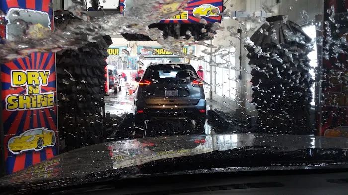 Wheely Clean Car Wash 6