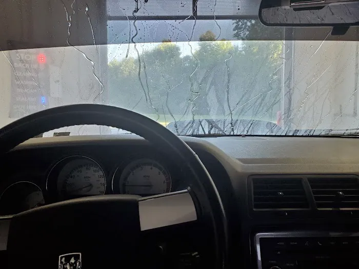 WHATAWASH Car Wash 4