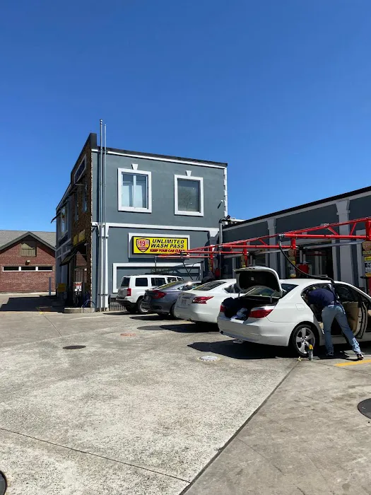 Prestige Car Wash (Brockton) 8