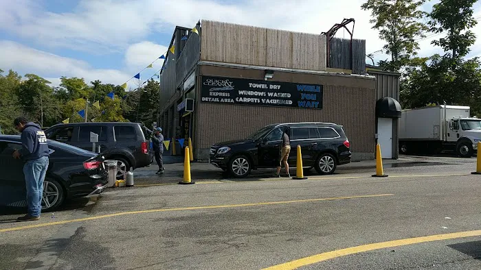 Quick & Clean Car Wash of Waltham 6