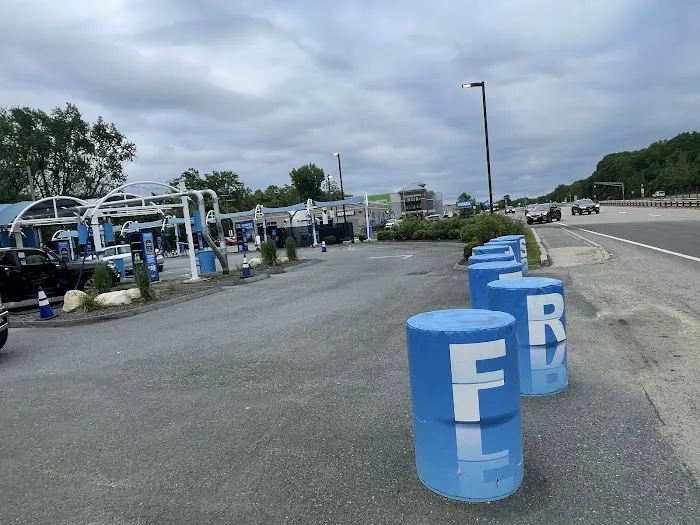 Waves Car Wash 3