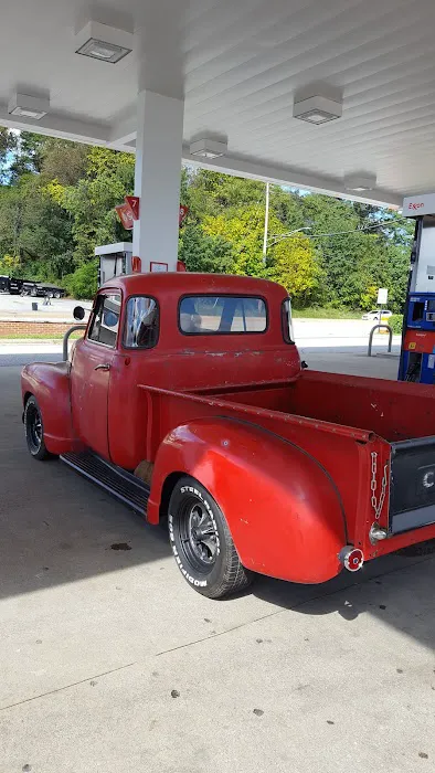 BJ's Gas Station 3