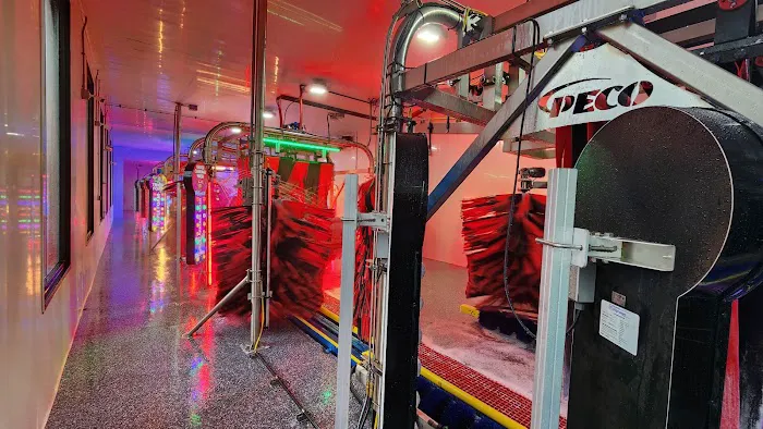 PRESTIGE CAR WASH (Burlington) 1