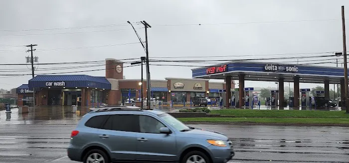 Delta Sonic Car Wash 7