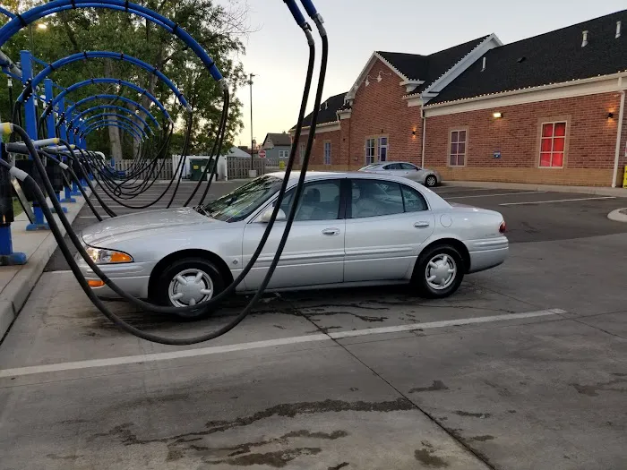 GO Car Wash 4