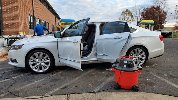 Splash & Dash Car Wash 3
